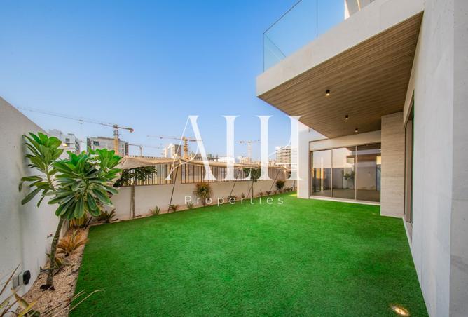 145054405 - Property Image 2