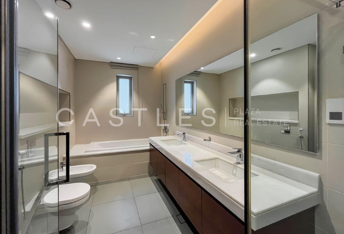 Ready To Move In | Contemporary Villa photo 21