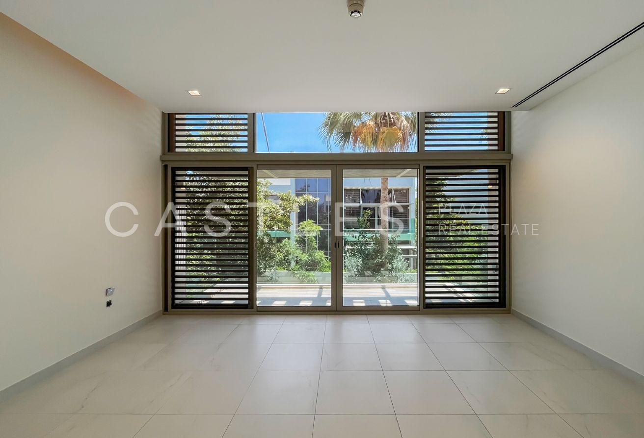 Ready To Move In | Contemporary Villa photo 24