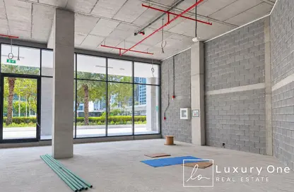 Shop - Studio for rent in The Paragon by IGO - Business Bay - Dubai