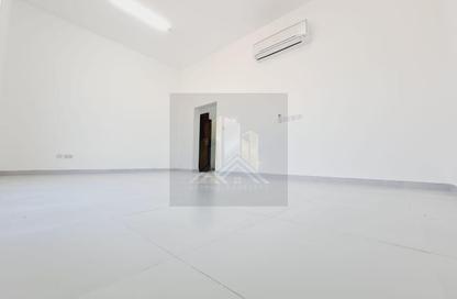 Apartment - Studio - 1 Bathroom for rent in Khalifa City A Villas - Khalifa City A - Khalifa City - Abu Dhabi