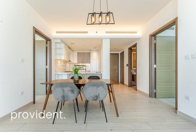 Semi Furnished | Ready to Move | High Floor photo 3
