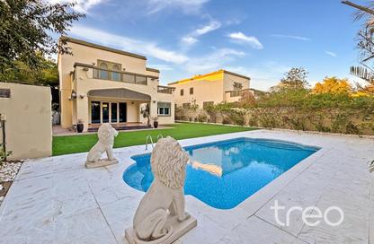 Villa - 4 Bedrooms - 5 Bathrooms for rent in Regional Large - Regional - Jumeirah Park - Dubai