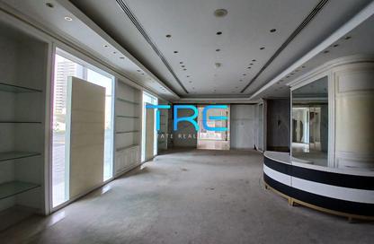 Show Room - Studio - 2 Bathrooms for rent in Corniche Road - Abu Dhabi