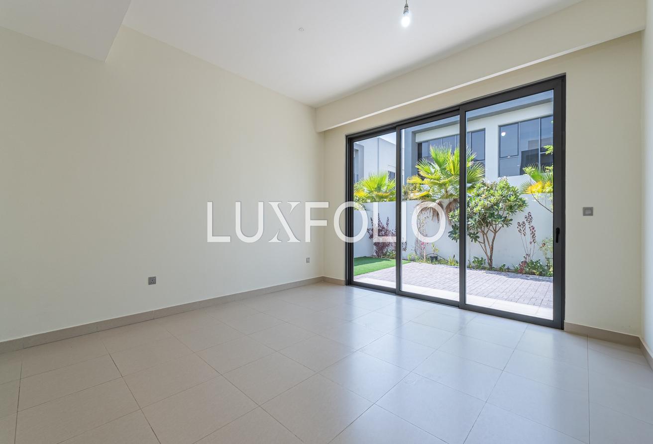 Large Plot | Well Maintained | Vacant photo 4