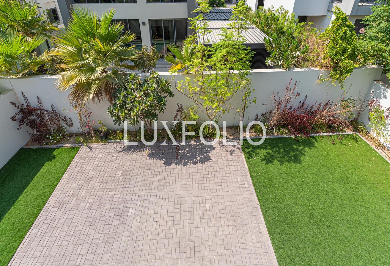Large Plot | Well Maintained | Vacant photo 25