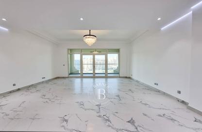 Apartment - 1 - 2 for rent in Al Tamr - Shoreline Apartments - Palm Jumeirah - Dubai