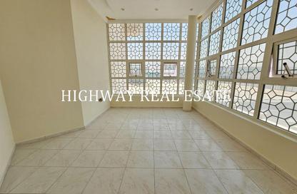 Villa - 7 - 7+ for rent in Al Tarfa - Mughaidir - Sharjah