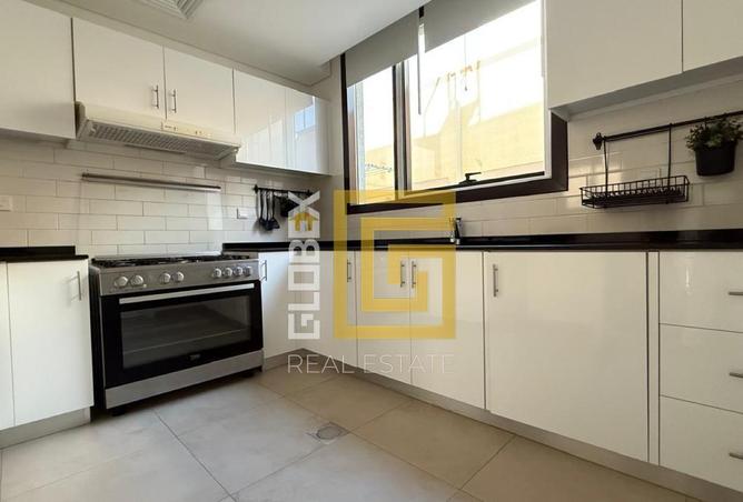 82353793 - Property Image 3