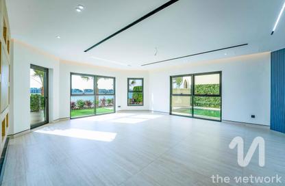 Villa - 5 Bedrooms - 7 Bathrooms for sale in Garden Homes Frond O - Garden Homes - Palm Jumeirah - Dubai