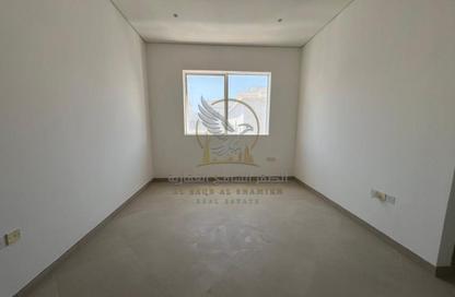 Apartment - 1 Bedroom - 2 Bathrooms for rent in Al Qulaya'ah - Al Sharq - Sharjah Apartment - 1 Bedroom - 2 Bathrooms for rent in Al Qulaya'ah - Al Sharq - Sharjah