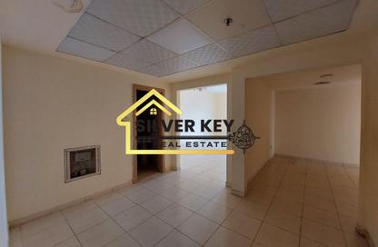 Apartment - 2 - 2 for rent in Abu Shagara building - Abu shagara - Sharjah
