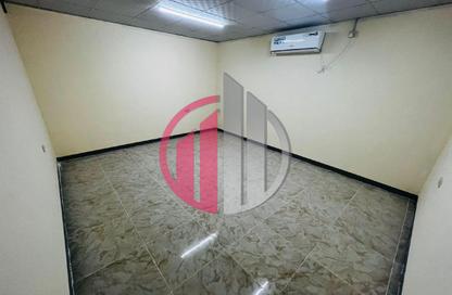 Labor Camp - Studio - 7+ Bathrooms for rent in M-37 - Mussafah Industrial Area - Mussafah - Abu Dhabi Labor Camp - Studio - 7+ Bathrooms for rent in M-37 - Mussafah Industrial Area - Mussafah - Abu Dhabi