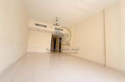 Apartment - 2 Bedrooms - 3 Bathrooms for rent in Al Khan Corniche - Al Khan - Sharjah