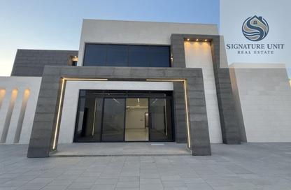 Villa - 4 - 6 for rent in Wadi Alshabak - Dubai