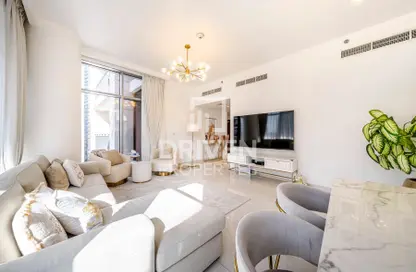 Apartment - 1 Bedroom - 2 Bathrooms for rent in Boulevard Crescent Tower 2 - BLVD Crescent - Downtown Dubai - Dubai