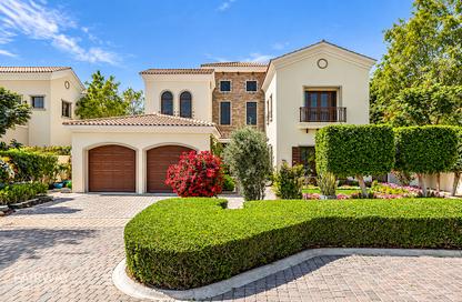 Villa - 5 - 6 for rent in Lime Tree Valley - Jumeirah Golf Estates - Dubai