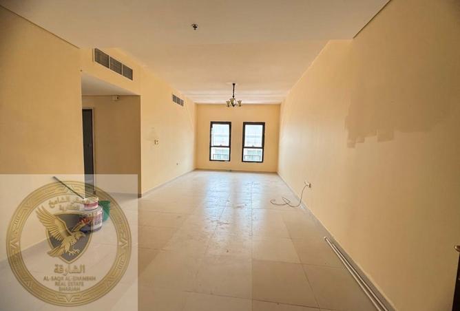 122004592 - Property Main Image