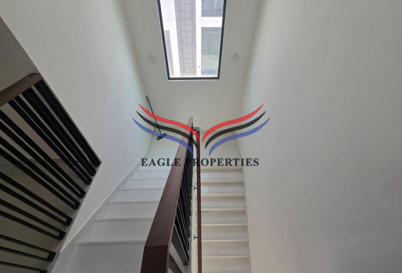 Brand New | 4 Bedroom | Emaar Fairways photo 10