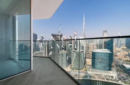 شقة - 2 غرف نوم - 3 حمامات للايجار في بنينسولا ثري - بنينسولا - الخليج التجاري - دبي