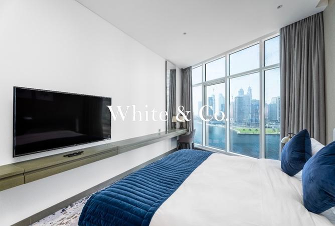 FULL CANAL VIEW | FURNISHED | VACANT NOW