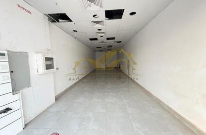 Shop - Studio - 1 Bathroom for rent in Jumeirah Garden City - Al Satwa - Dubai