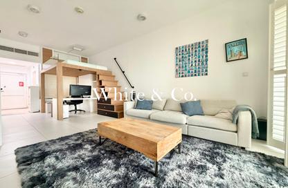 Apartment - Studio - 1 Bathroom for rent in Palm Views East - Palm Views - Palm Jumeirah - Dubai