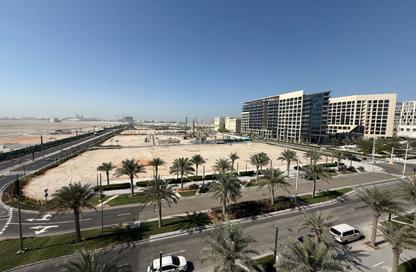 Apartment - 2 Bedrooms - 3 Bathrooms for rent in Marina Al Saadiyat - Saadiyat Island - Abu Dhabi