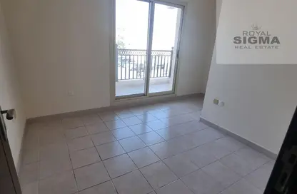 Apartment - 2 Bedrooms - 2 Bathrooms for rent in Al Muteena - Deira - Dubai