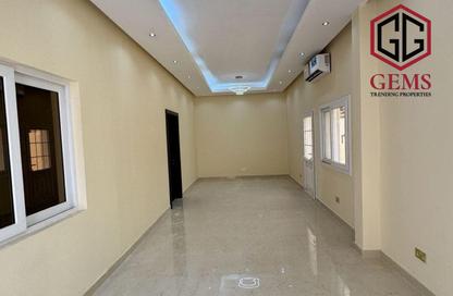 Villa - 2 Bedrooms - 3 Bathrooms for rent in Al Barsha South 1 - Al Barsha South - Al Barsha - Dubai