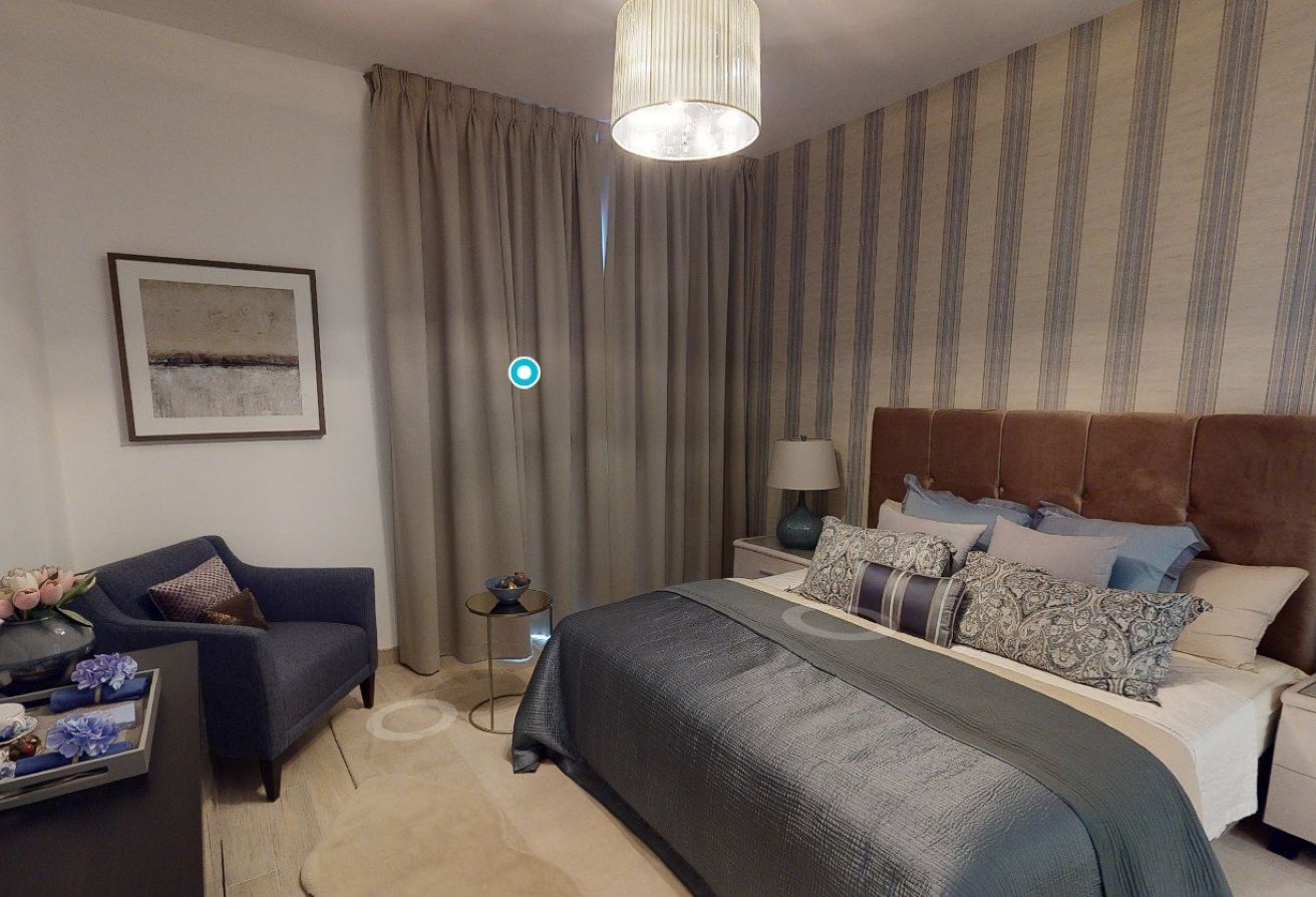 Fully Furnished | Elegant 3BR+M | Ideal Location