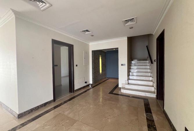 105128800 - Property Image 2