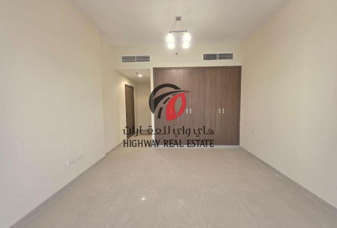 2Oes9rJaLnU - Property Main Image