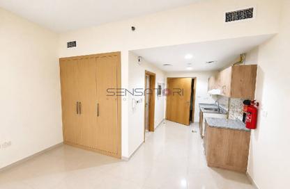 Apartment - Studio - 1 Bathroom for rent in May Residence 5 - May Residence - District 10 - Jumeirah Village Circle - Dubai