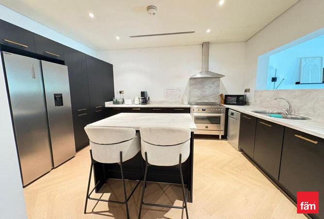 94010749 - Property Image 2