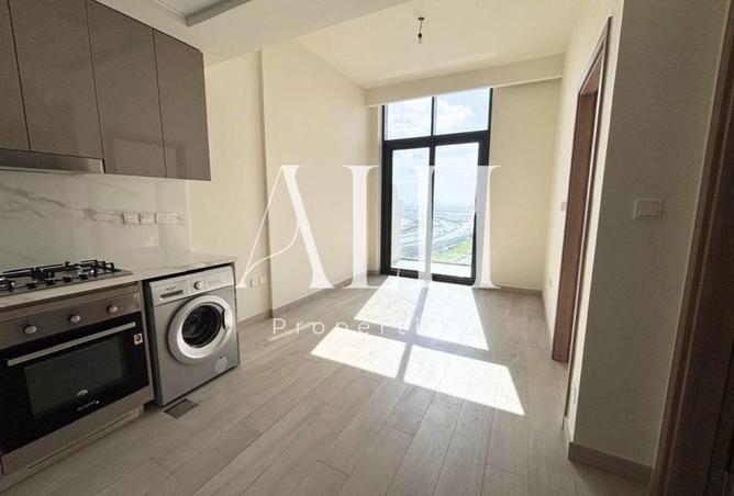 76164427 - Property Image 2