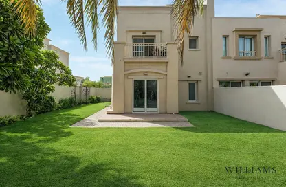 فيلا - 3 غرف نوم - 2 حمامات للبيع في الينابيع 7 - الينابيع - دبي