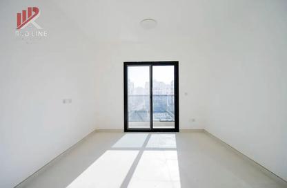 Apartment - 1 Bedroom - 2 Bathrooms for rent in Al Qulaya'ah - Al Sharq - Sharjah