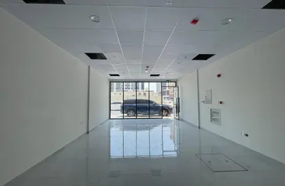 Shop - Studio - 1 Bathroom for rent in Al Thani Muwaileh - Muwaileh Commercial - Sharjah