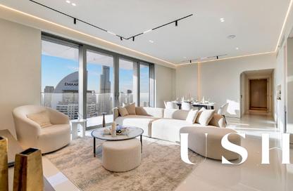 Apartment - 3 Bedrooms - 4 Bathrooms for sale in Boulevard Point - Downtown Dubai - Dubai