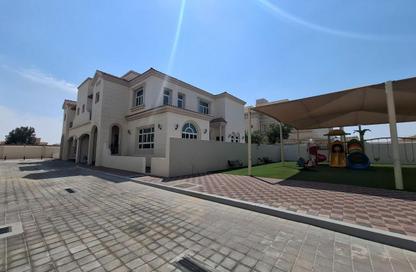 Villa - 4 Bedrooms - 5 Bathrooms for rent in Mohamed Bin Zayed Centre - Mohamed Bin Zayed City - Abu Dhabi