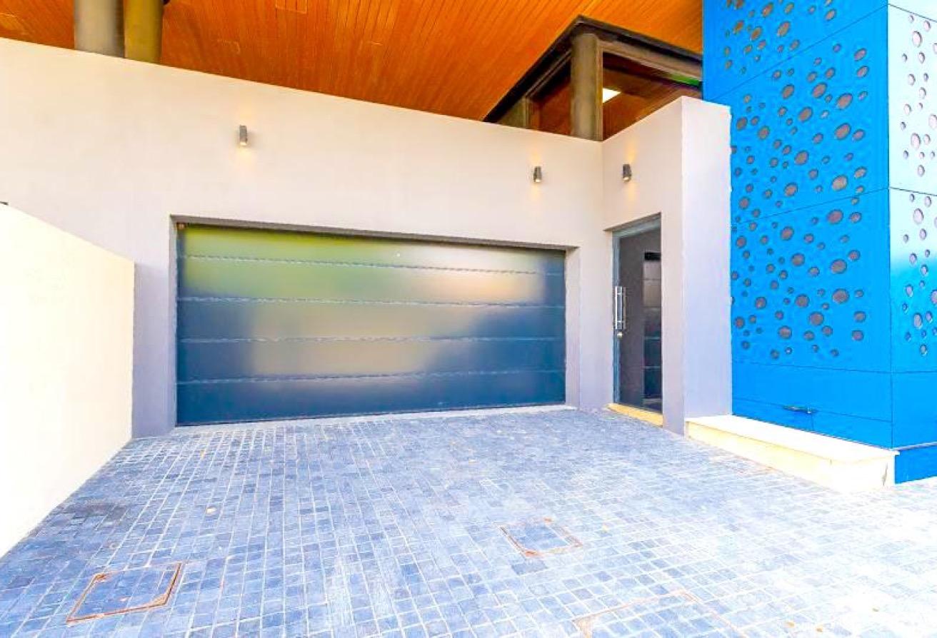 Designer Villa | Private Pool and Elevator photo 16