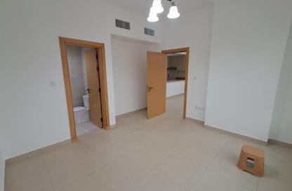 Apartment - 1 Bedroom - 2 Bathrooms for rent in Geepas Park View 1 - Queue Point - Liwan - Dubai Apartment - 1 Bedroom - 2 Bathrooms for rent in Geepas Park View 1 - Queue Point - Liwan - Dubai