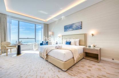 Apartment - Studio - 1 for rent in The Palm Tower - Palm Jumeirah - Dubai