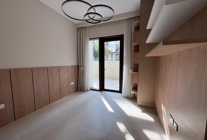 67442594 - Property Image 3