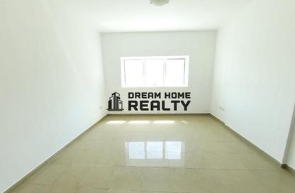 Apartment - 1 - 2 for rent in Suroor Towers - Al Khan - Sharjah