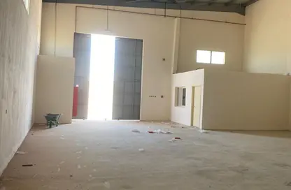 مستودع - غرفة نوم للايجار في أم الثعوب - أم القيوين