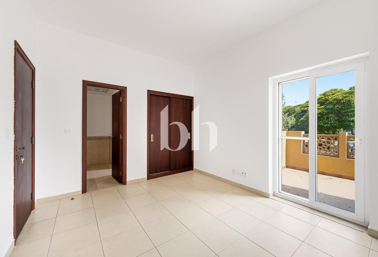 Private Pool | Immaculate Condition | Rare Type 12 photo 10