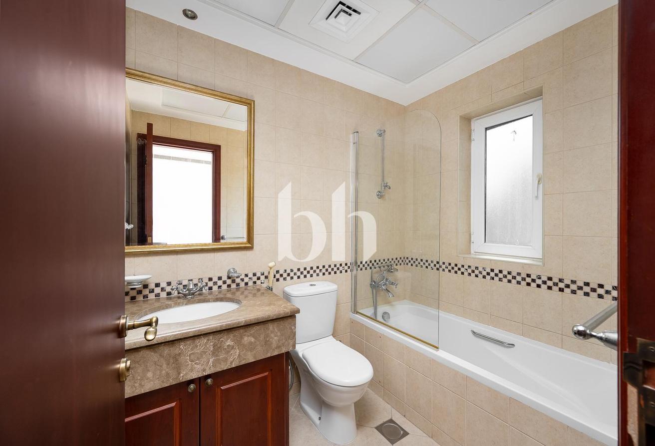 Private Pool | Immaculate Condition | Rare Type 12 photo 19