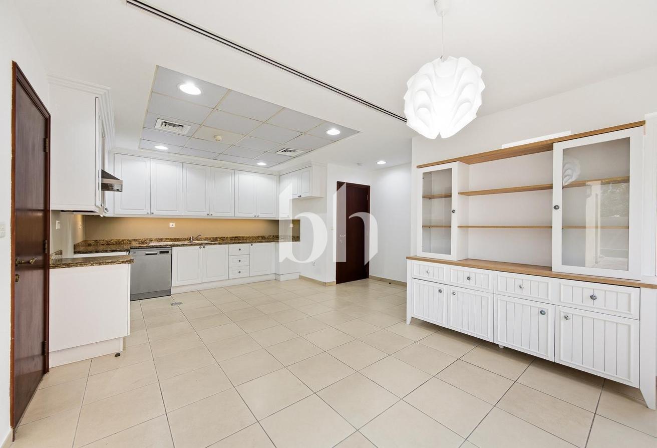 Private Pool | Immaculate Condition | Rare Type 12 photo 15